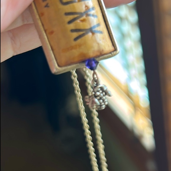 Wine Cork Necklace Vintage Swarovski NWT - Picture 10 of 10